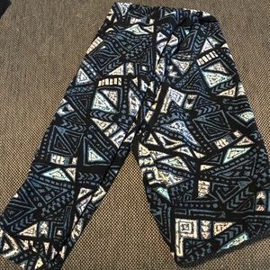 LLR One Size Aztec print leggings